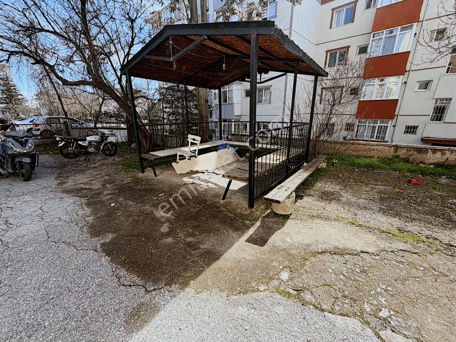 A L C Den Metro Yakını Merkezi Konumda 2+1 Satılık Daire - Görsel 25