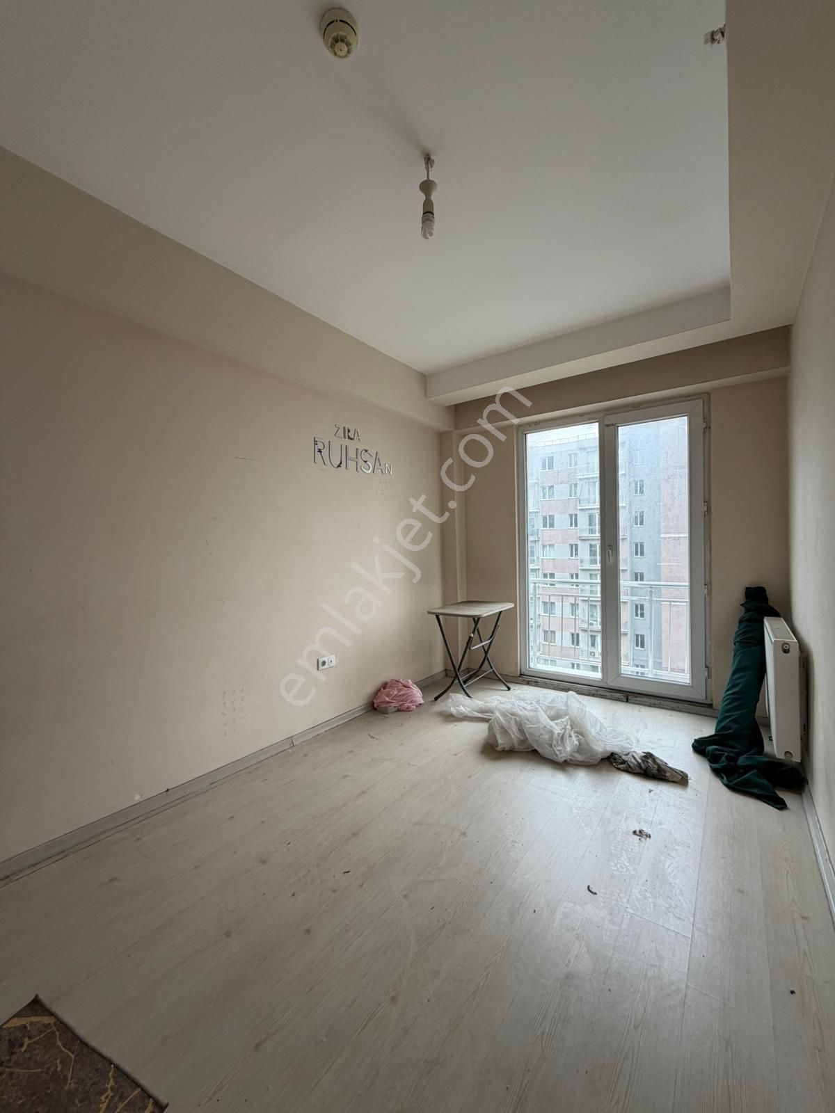 Merkezi Lokasyonda Site İçerisinde 1+1 Arakat Daire - Görsel 3