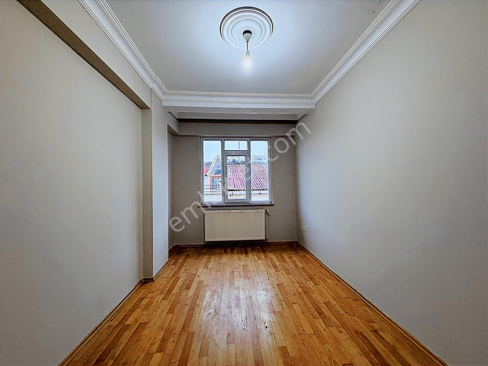 Kiralık Kıraç Hürriyet Mah'de 3+2 180 M² Teraslı Dubleks Daire - Görsel 7