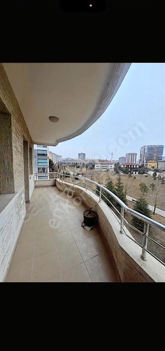 Ulubey Mahalesinde Site İçinde 3+1 Kiralık Daire - Görsel 4