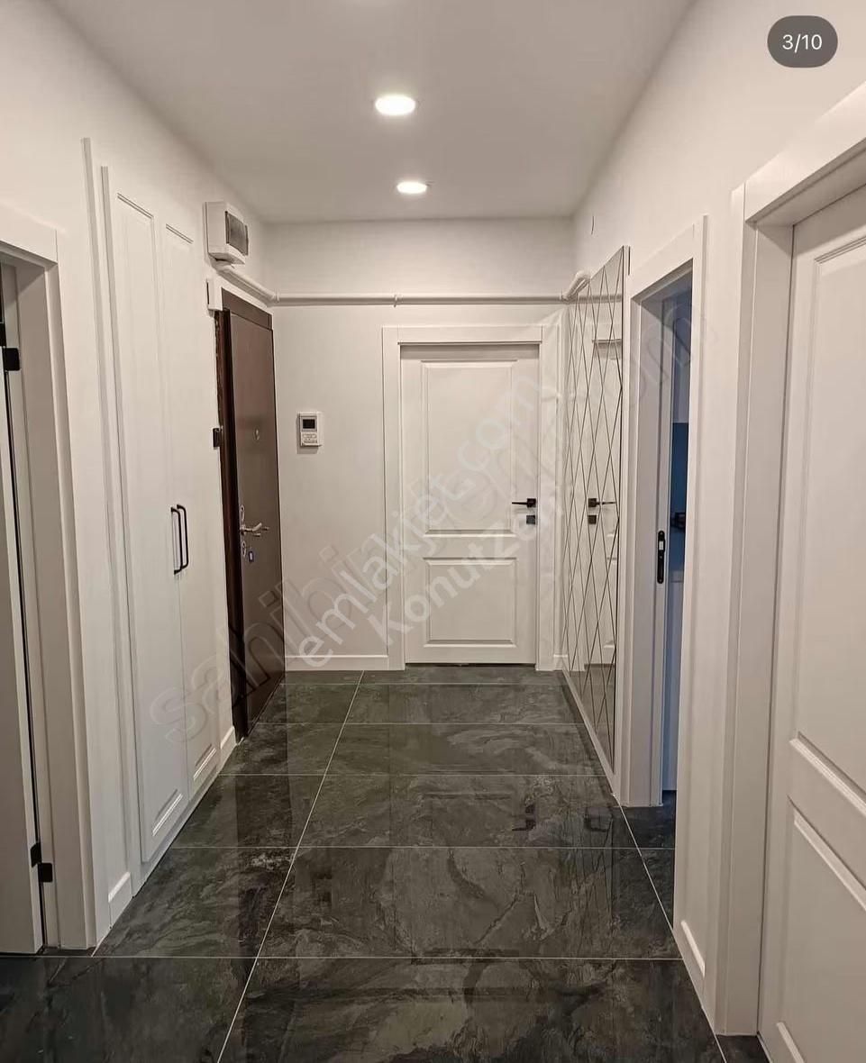 Bahçelievlerde İçi Yapılı Temiz Daire