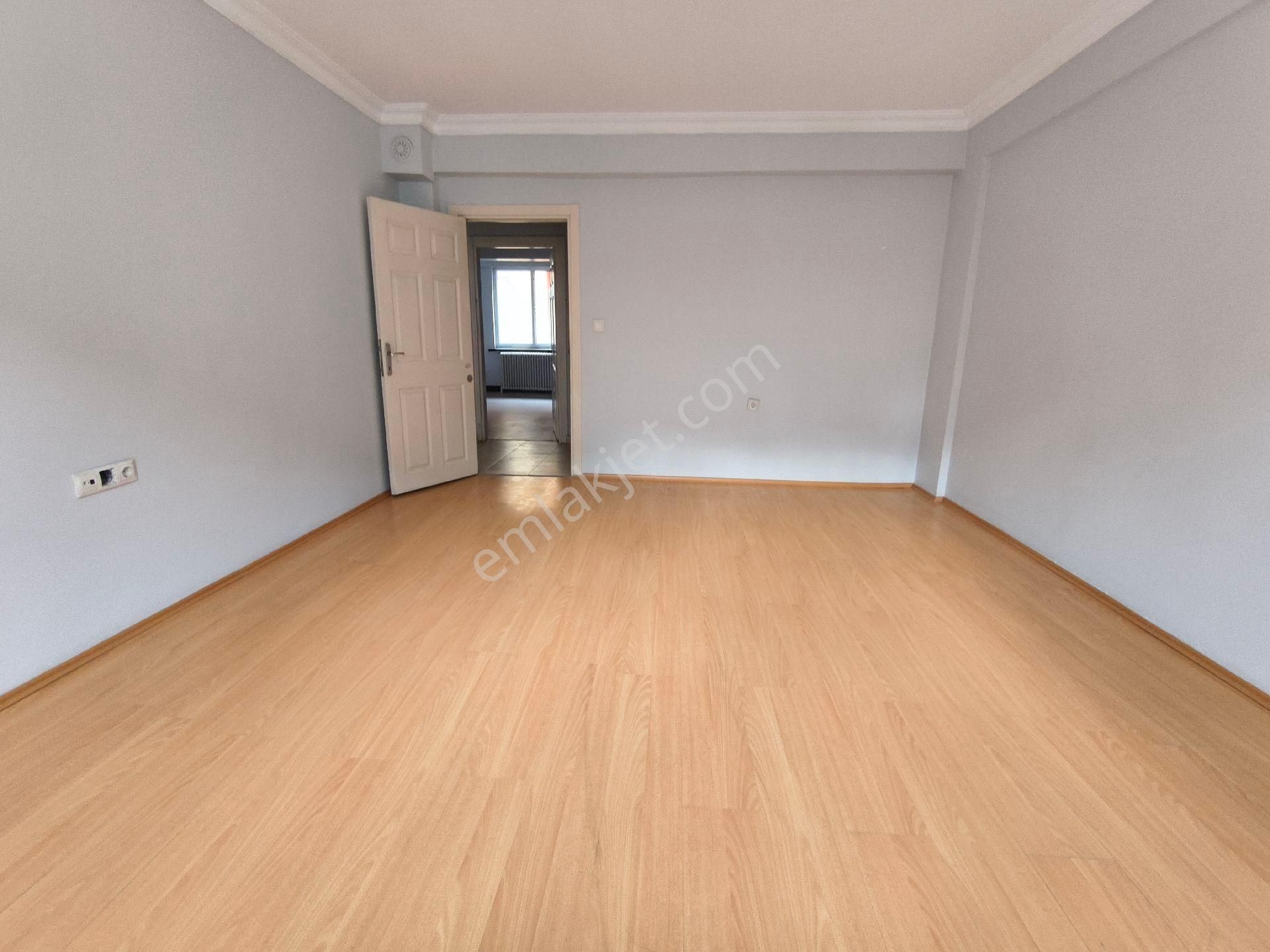 Pera'dan Emek Mah. Ertaş Cd.yakını 3+1 Kiralık Daire - Görsel 4