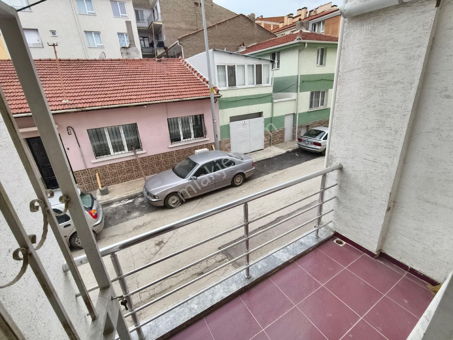 Pera'dan Emek Mah. Ertaş Cd.yakını 3+1 Kiralık Daire - Görsel 14