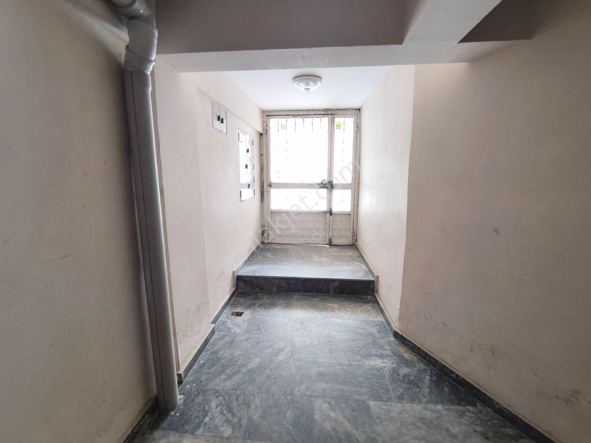 Pera'dan Emek Mah. Ertaş Cd.yakını 3+1 Kiralık Daire - Görsel 2