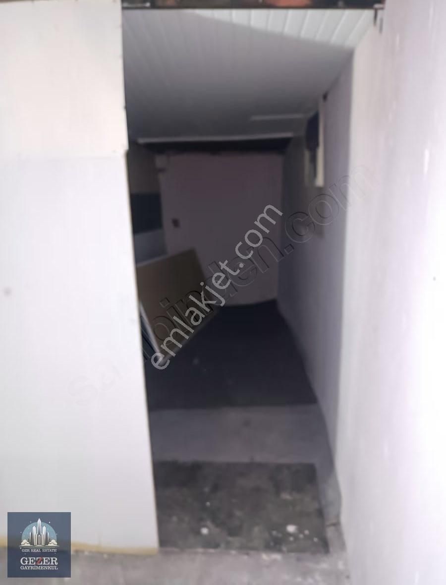 Küçükköyde Kiralık Atölye Tamirhane İmalathaneye Uygun Dükkan - Görsel 5