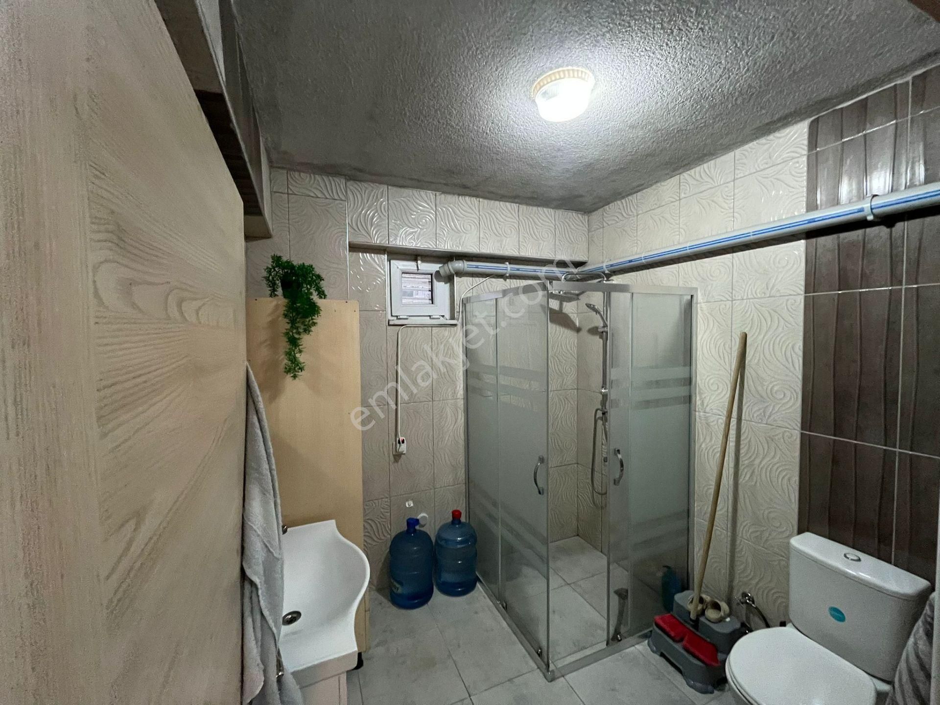 Gölcük Piyalepaşa Mahallesinde – Yüksek Zemin – 3+1 – 115 M² – Ebeveyn Banyolu – Merkezi Konum - Görsel 21