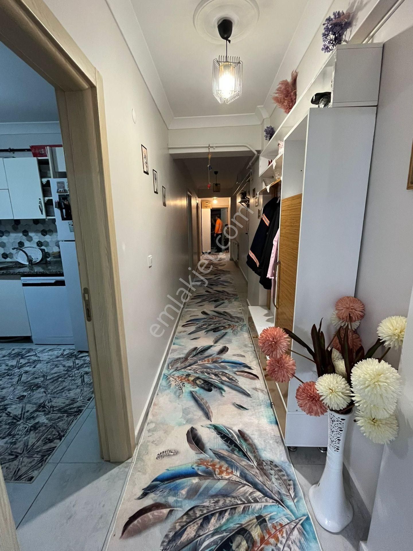 Gölcük Piyalepaşa Mahallesinde – Yüksek Zemin – 3+1 – 115 M² – Ebeveyn Banyolu – Merkezi Konum - Görsel 12