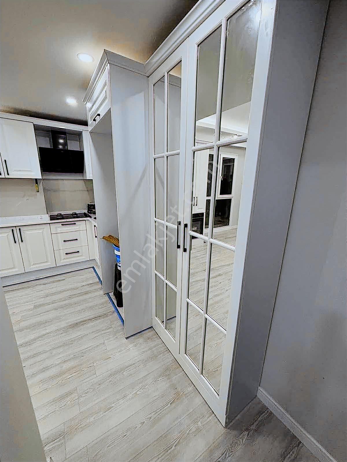 Atatürk Mahallesinde Kiralık Havuzlu Lüks Daire - Görsel 7