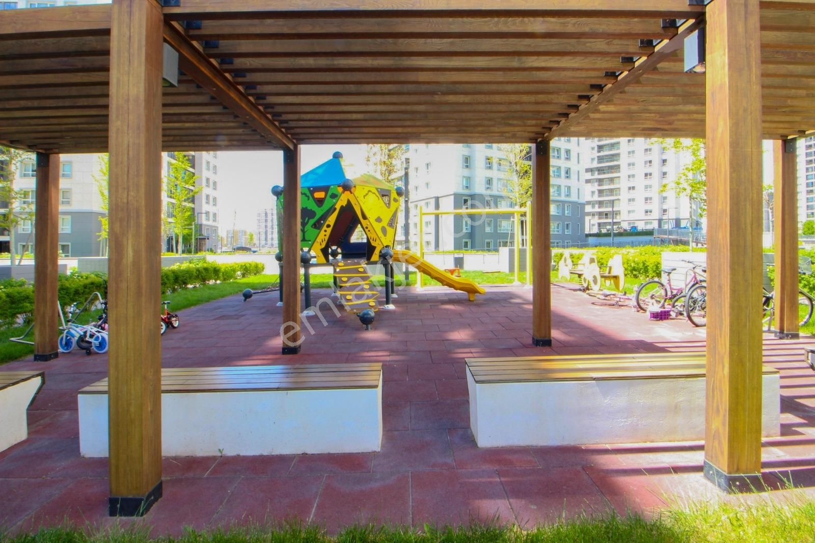 Oyak Göksupark Kısa Blokta Cam Balkonlu 2+1 Satılık Daire - Görsel 15