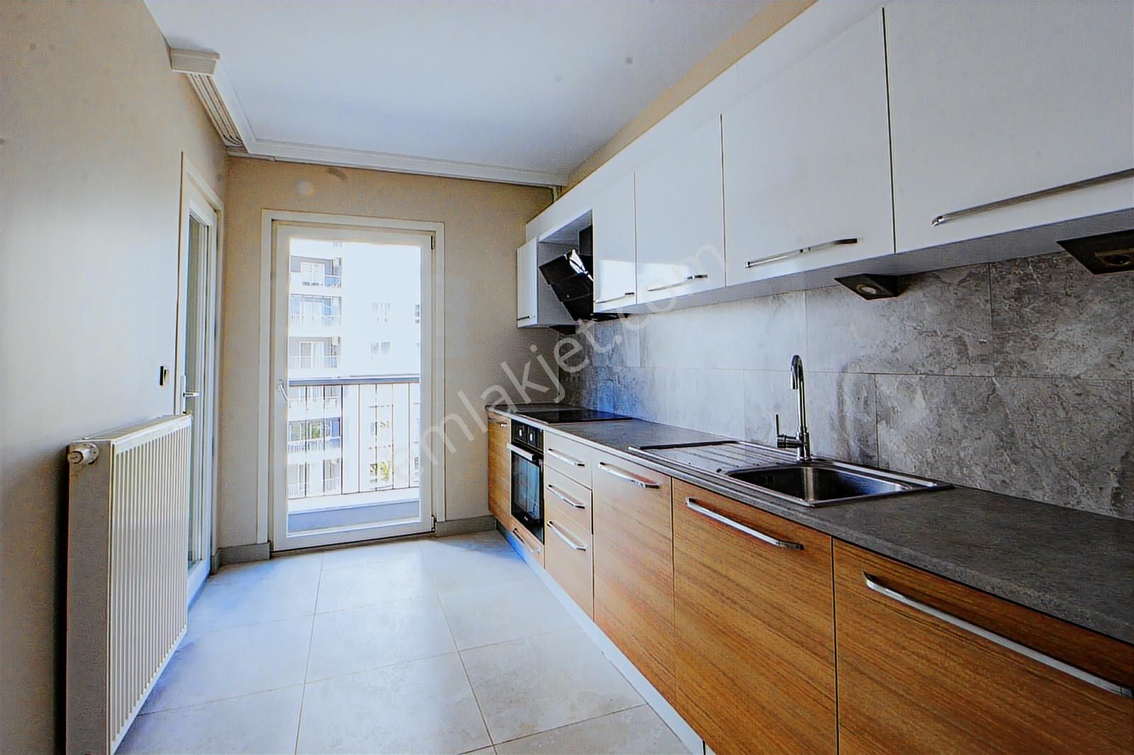 Oyak Göksupark Kısa Blokta Cam Balkonlu 2+1 Satılık Daire - Görsel 22