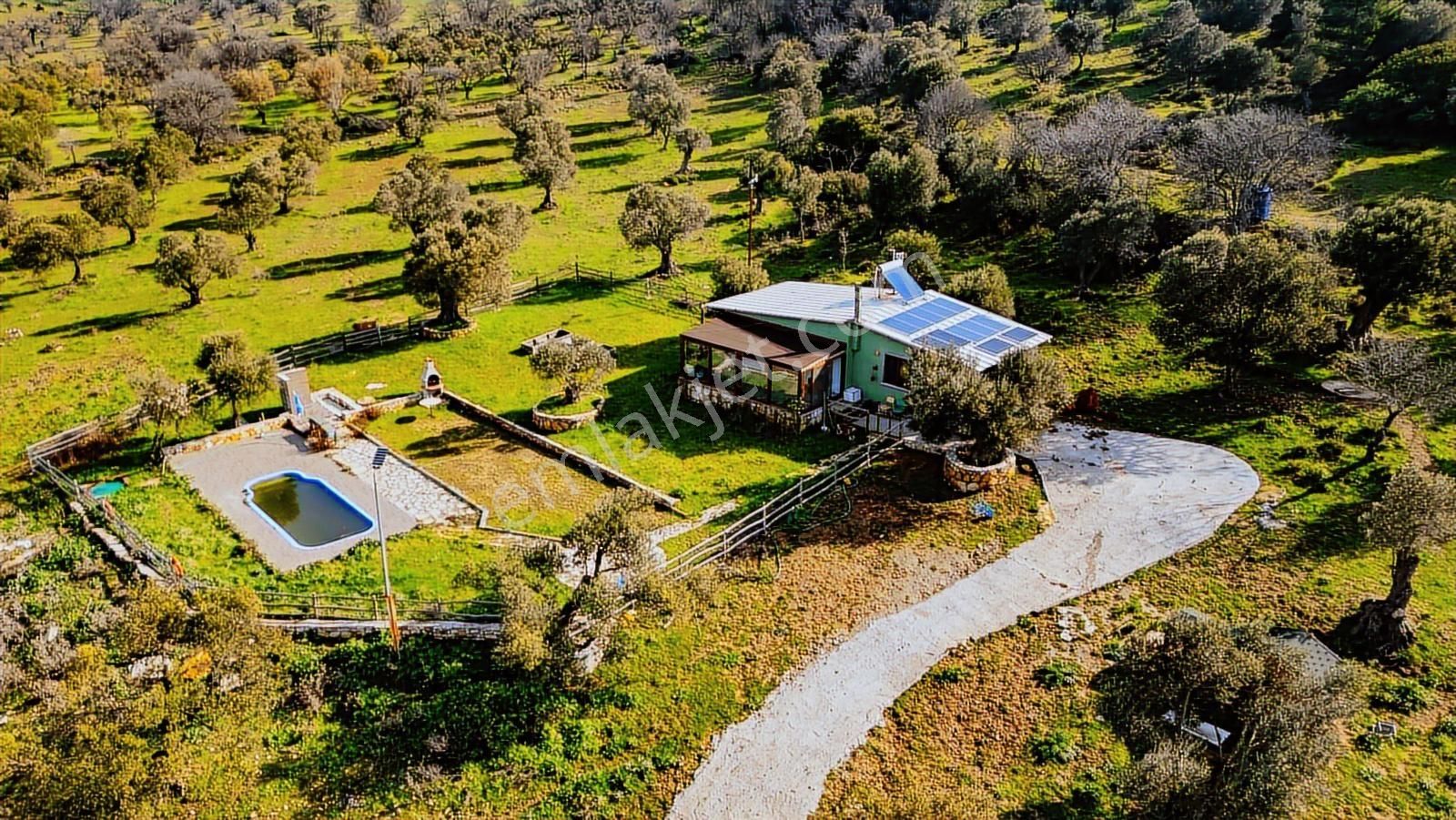 Foça Mustafa Kemal Atatürk Mah. Satılık Tarla - Görsel 2