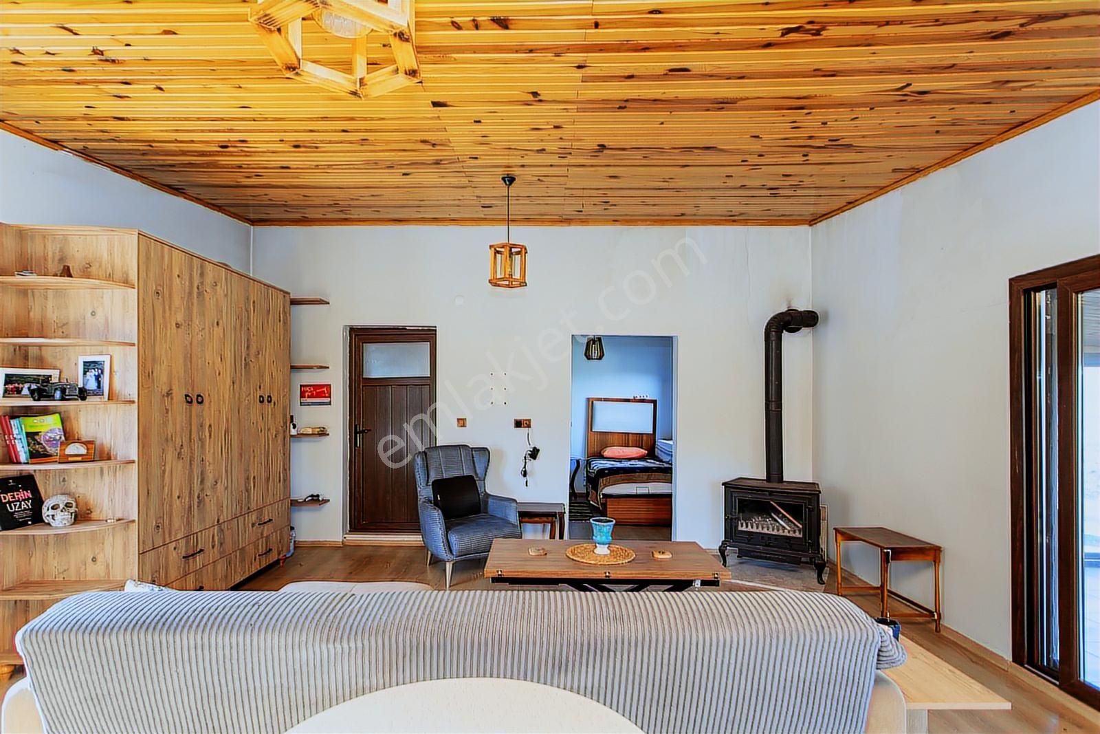 Foça Mustafa Kemal Atatürk Mah. Satılık Tarla - Görsel 12