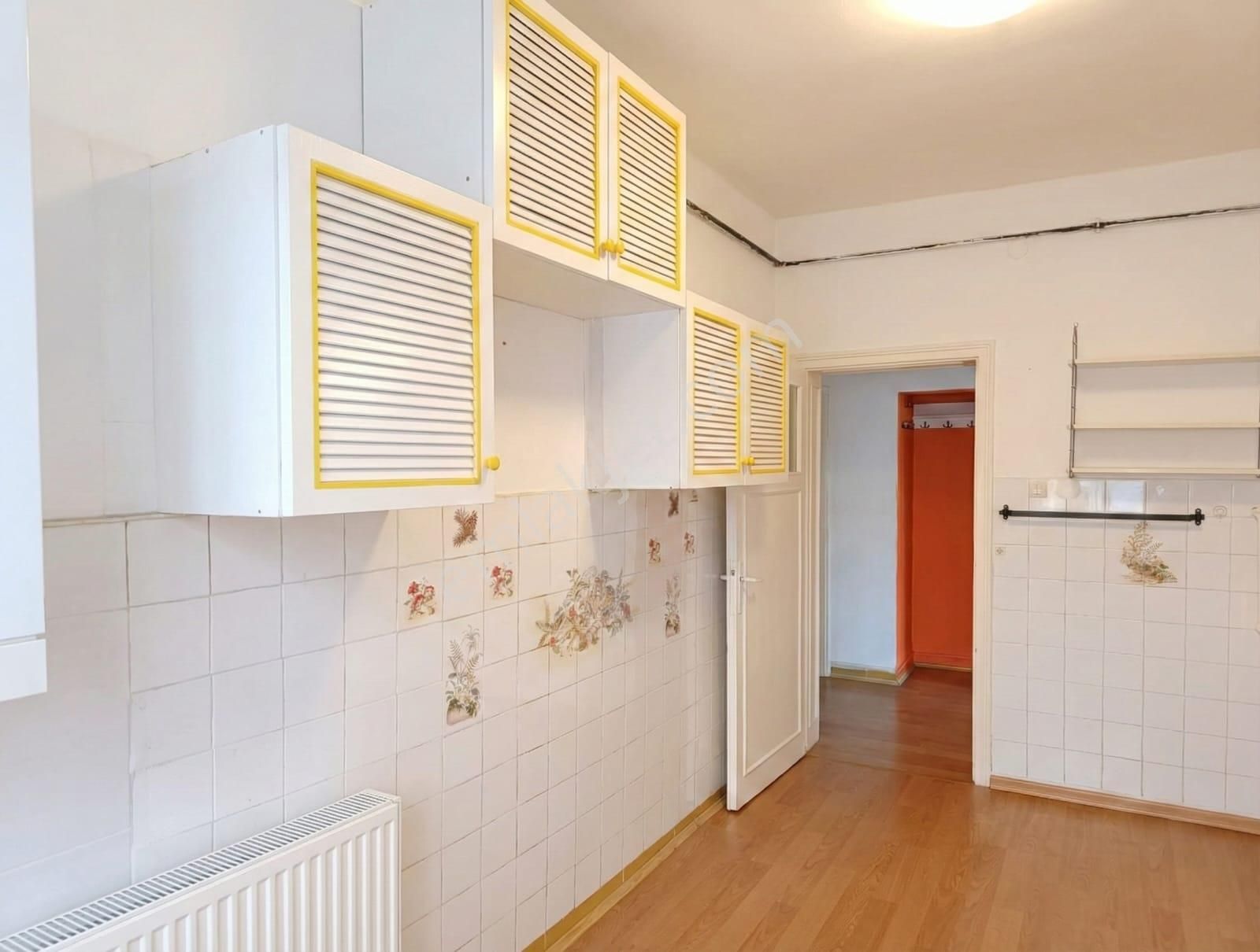 Ayrancı Yazanlar Sokak'ta, Otoparklı Ve Geniş Balkonlu 3+1 Daire - Görsel 11