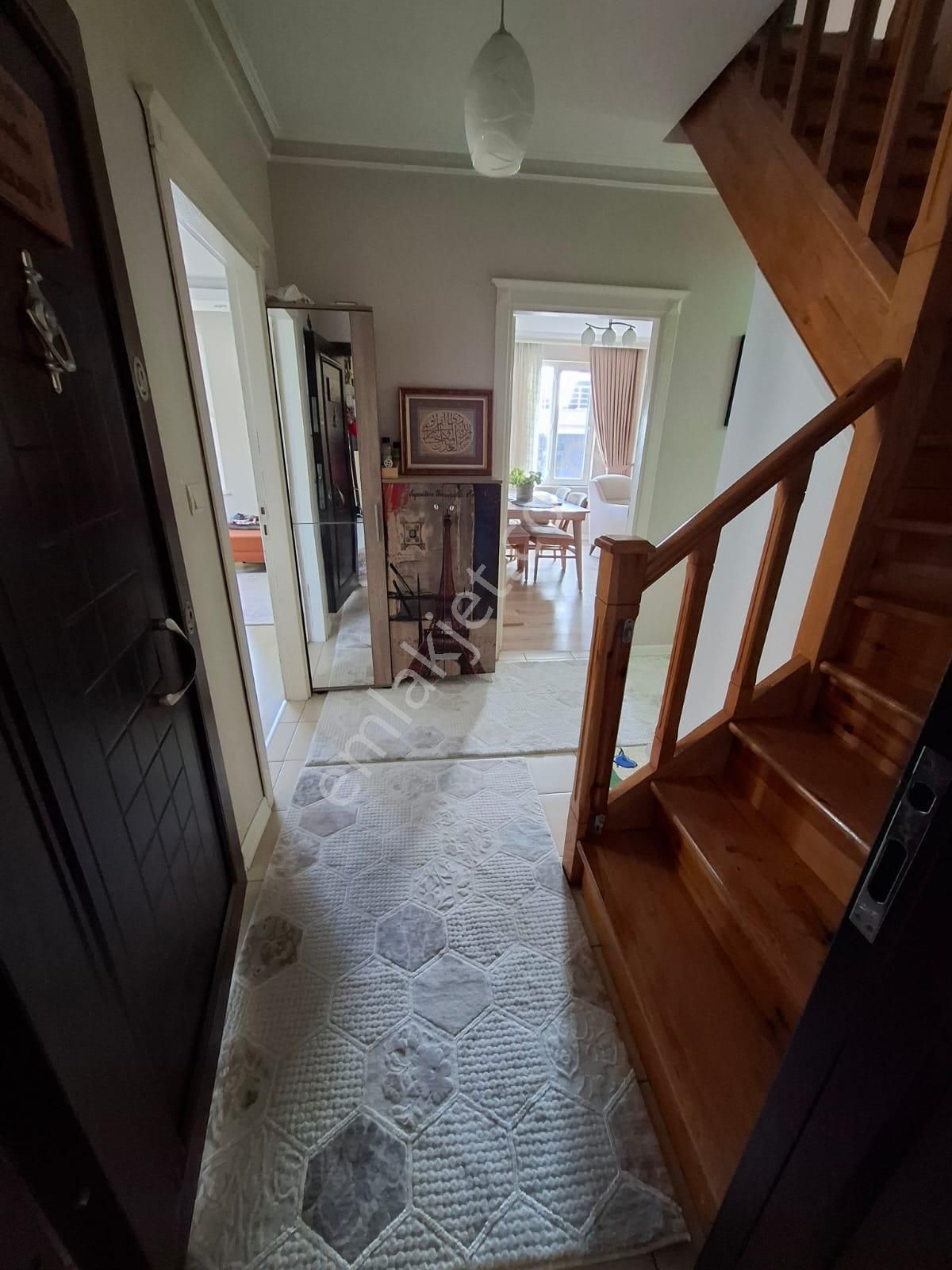 Kapalı Teraslı Ayrı Mutfaklı Masrafsız Geniş Dubleks - Görsel 10