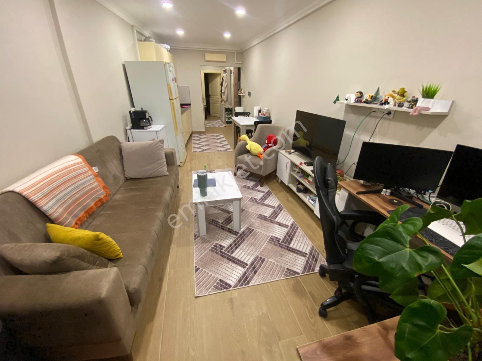 Trabzon Meydan'da Kiralık 1+1 Eşyalı Daire (uzun Süreli) - Görsel 3