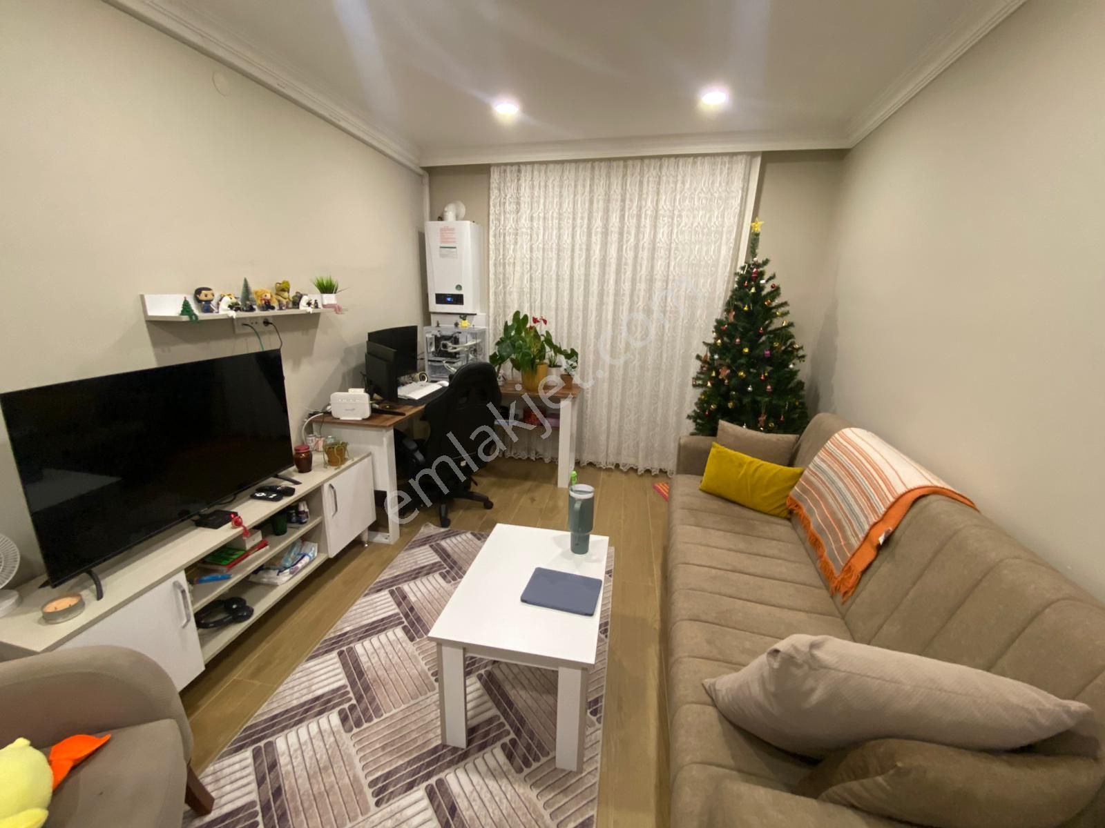 Trabzon Meydan'da Kiralık 1+1 Eşyalı Daire (uzun Süreli)