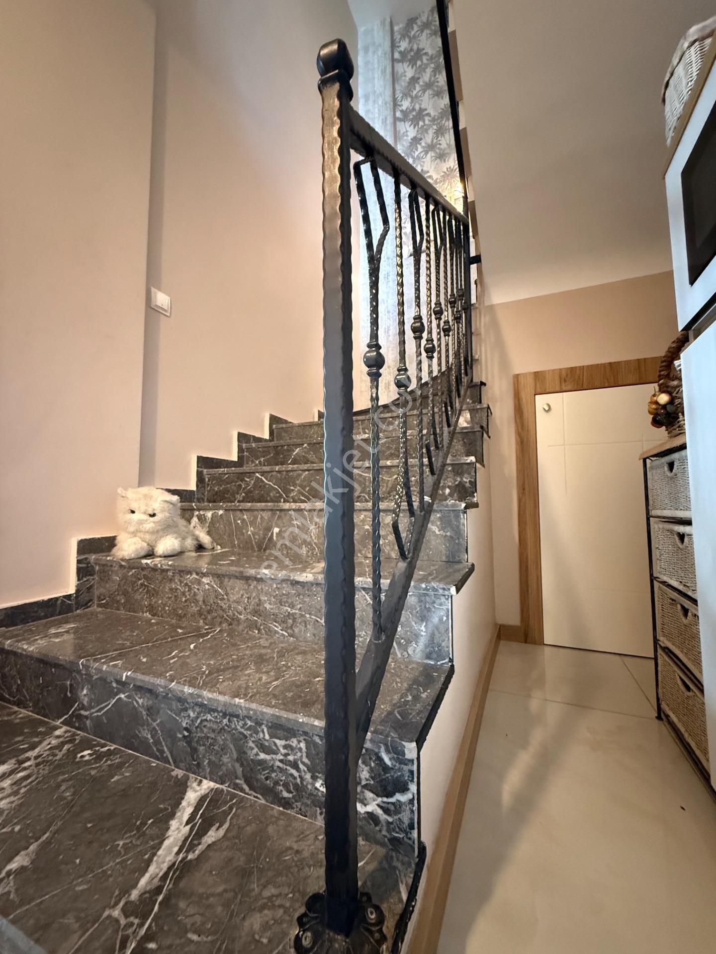 Cennetayağı'nda Lüks Konsept Özel Bir Yaşam Alanı - Görsel 18