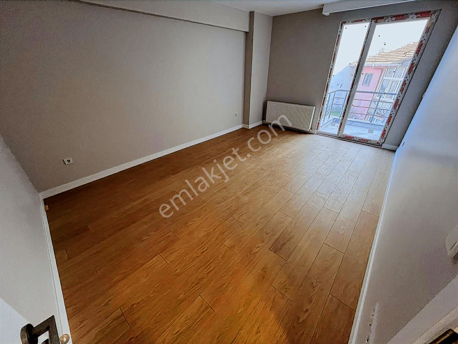 Üsküdar Tam Merkezde Harika Lokasyonda,kiralık İşyeri - Görsel 3