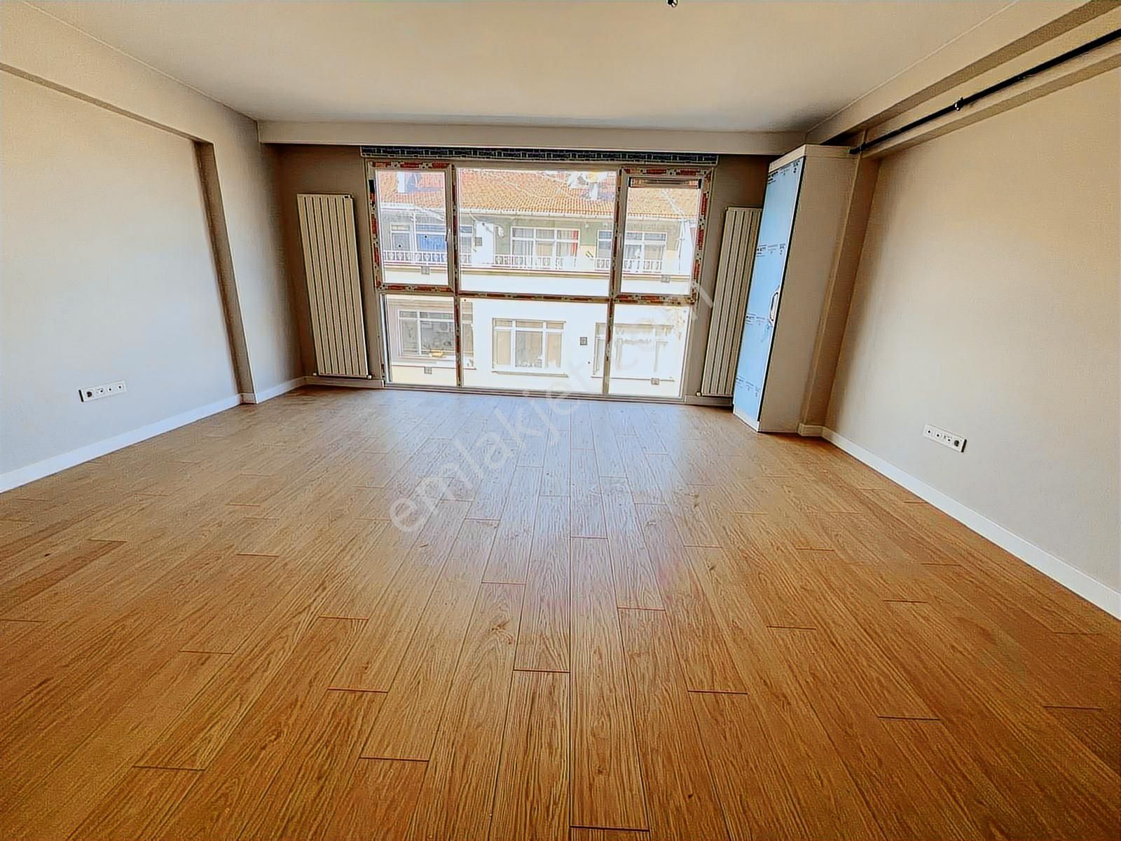 Üsküdar Tam Merkezde Harika Lokasyonda,kiralık İşyeri - Görsel 19