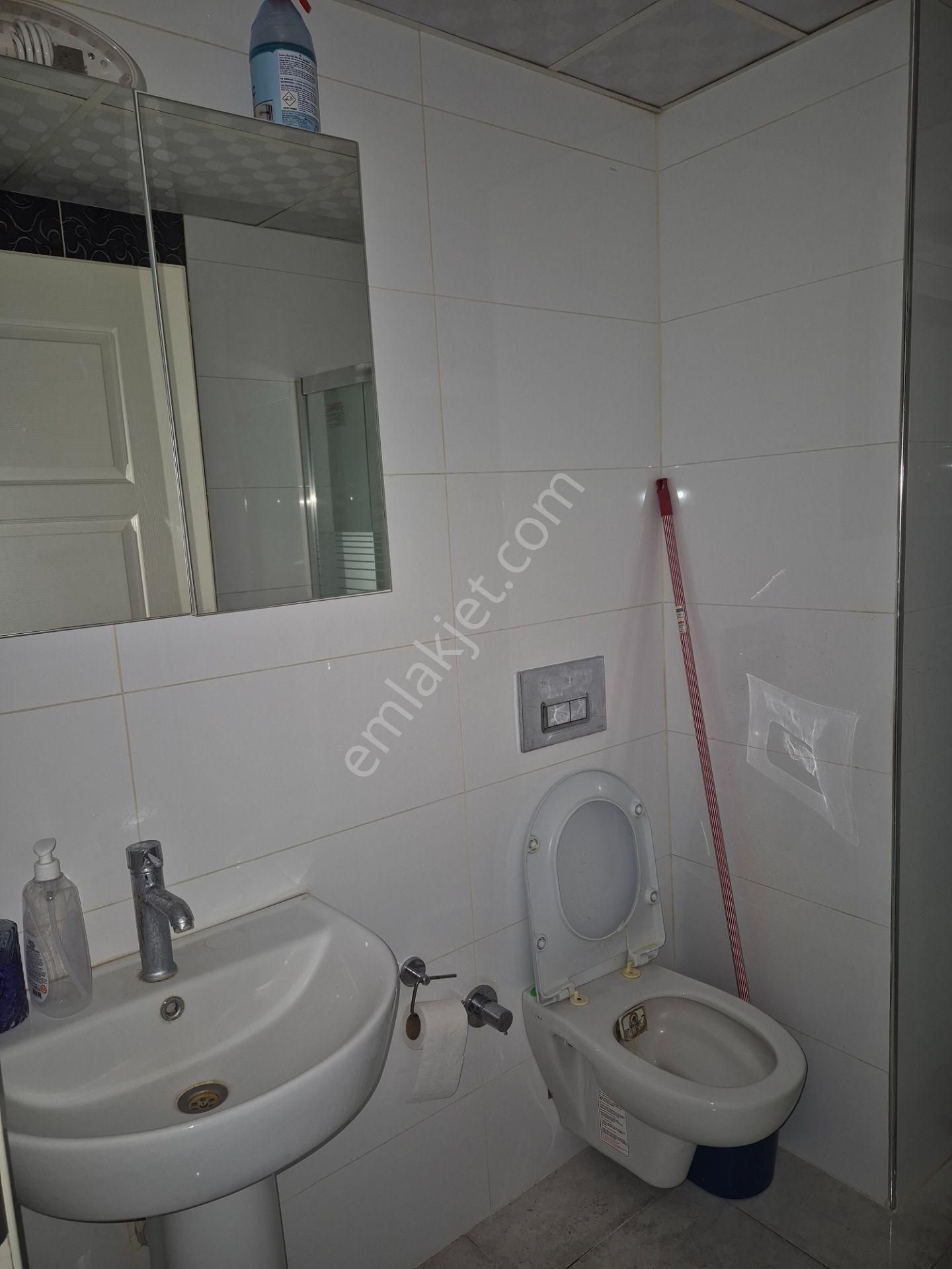 Karaçay Mah.'de Dörtyol Meydanda 1+1 Eşyalı Kiralık Daire - Görsel 14