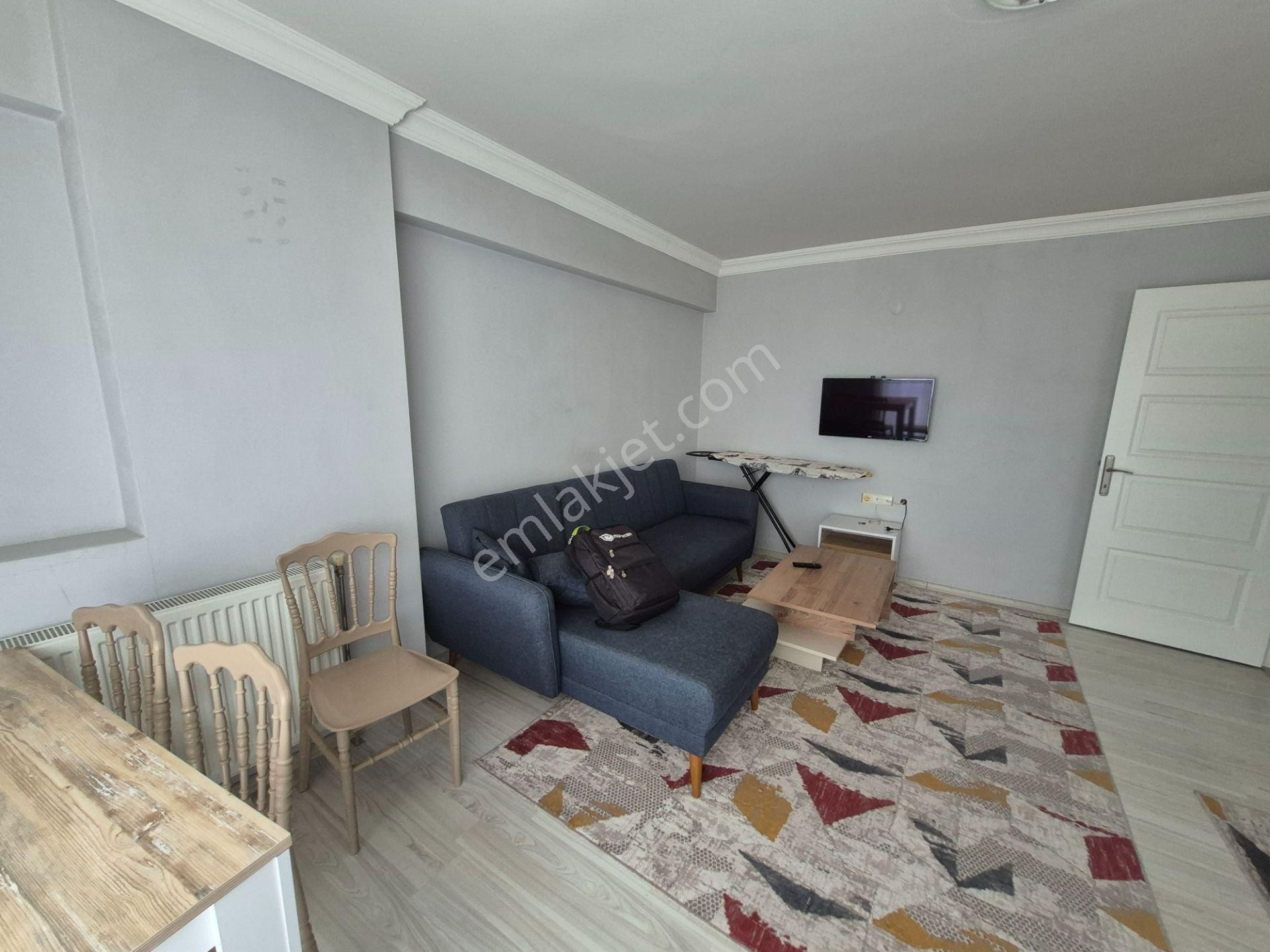 Karaçay Mah.'de Dörtyol Meydanda 1+1 Eşyalı Kiralık Daire - Görsel 6