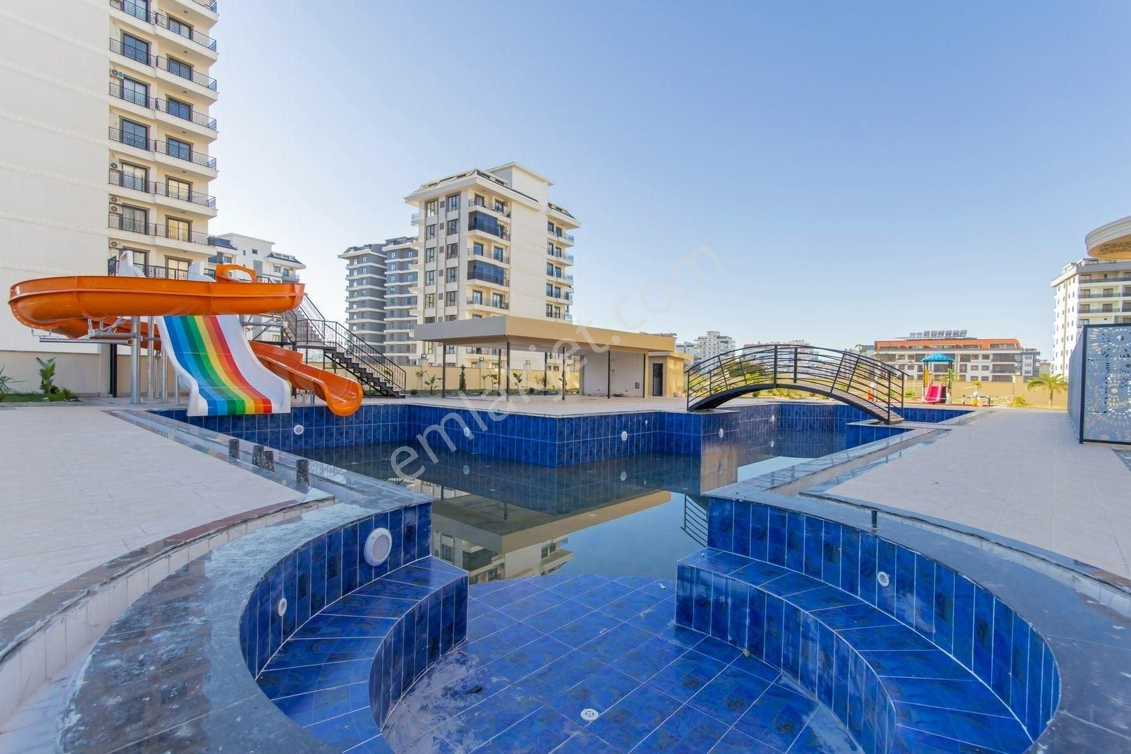 Alanya Mahmutlar’da Lüks Sitede Güney Cepheli 1+1 Daire - Görsel 24