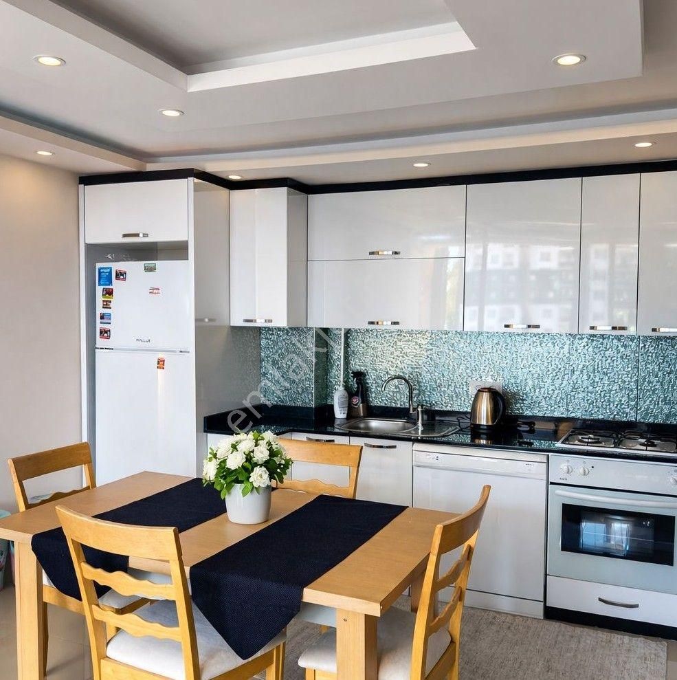 Alanya Mahmutlar Mah.denize 700 Mt.eşyalı Satılık 1+1 Daire - Görsel 2