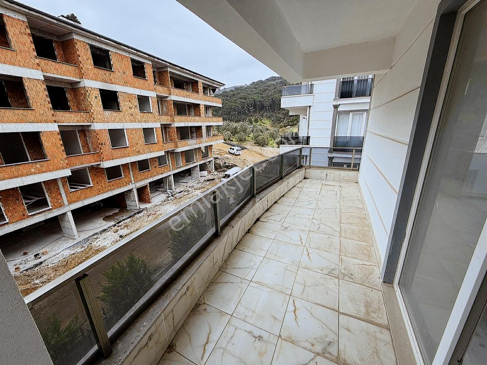 Yılandarda Havuzlu Site İçerisinde 2+1 90 M2 Net Sıfır Daire - Görsel 4