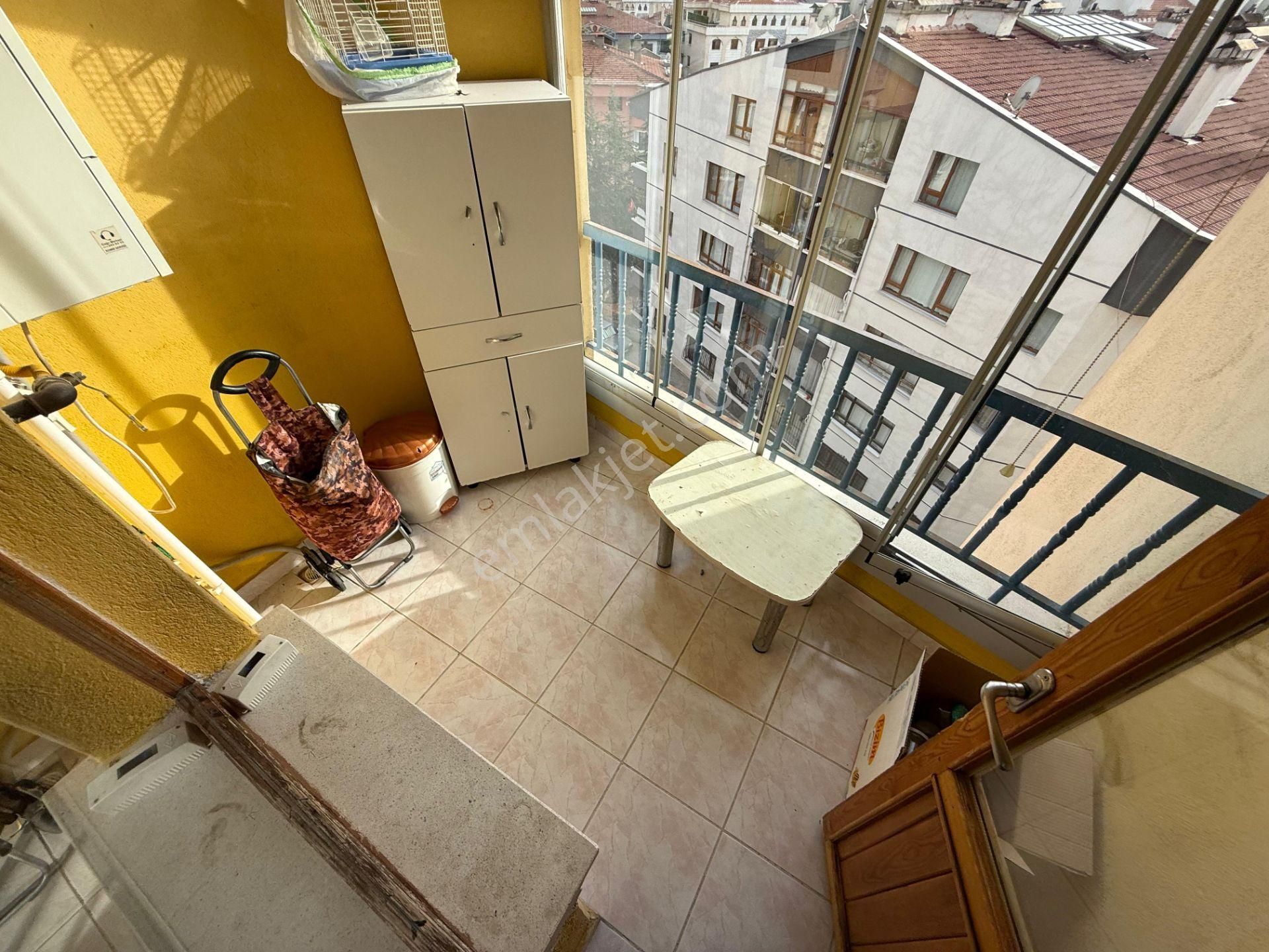 Keçiörenmerkezde 3+1metroya Ve Belediye Binanısna Yürümemesafesi - Görsel 35