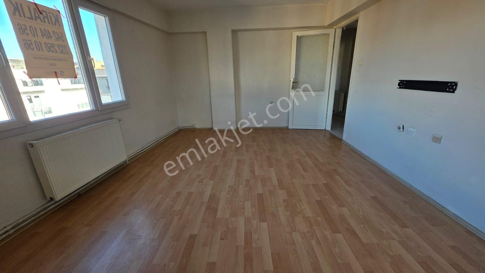 Ali Rıza Avni Blv. Üzerinde 2+1 Arakat Daire - Görsel 11