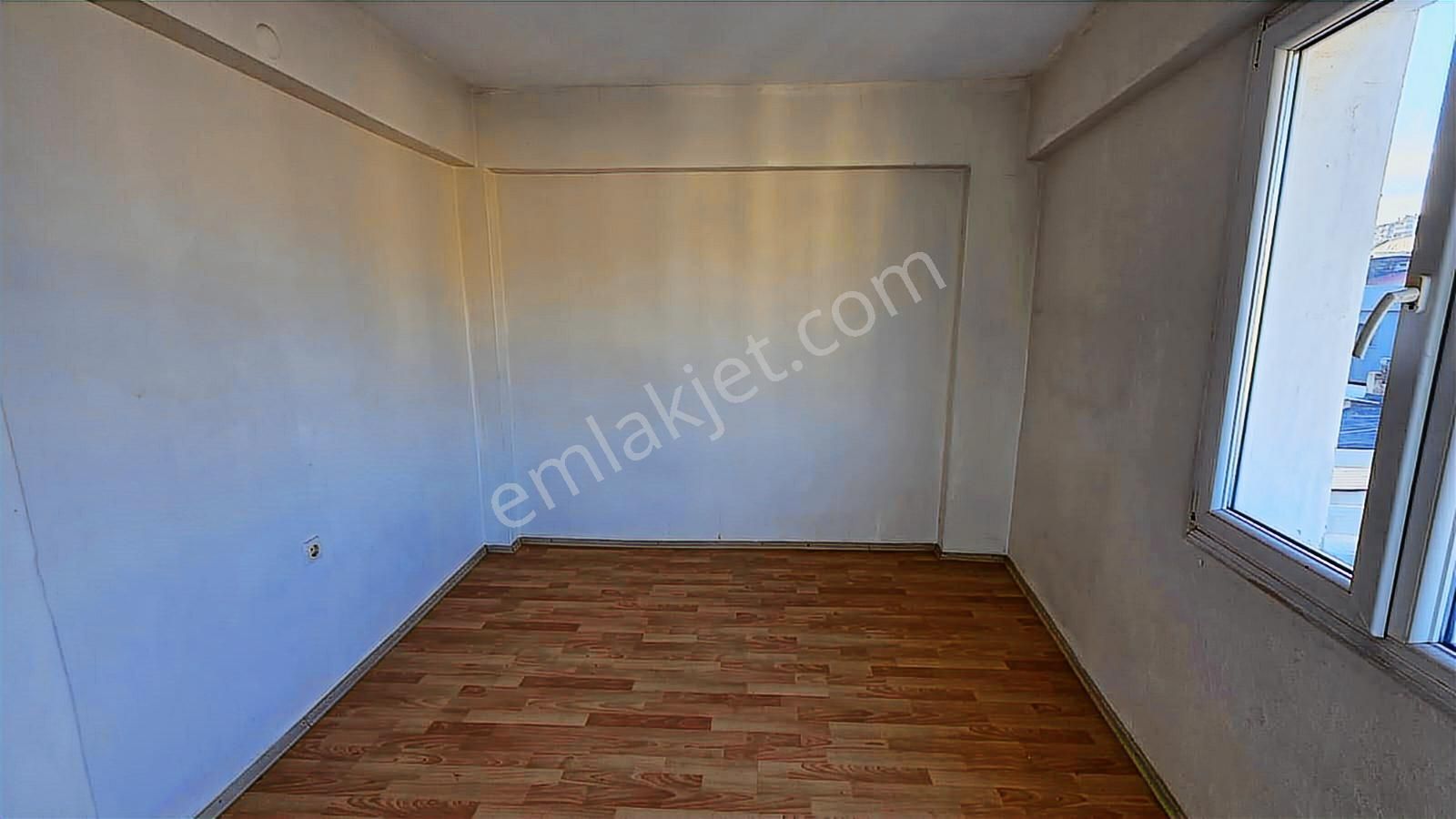 Ali Rıza Avni Blv. Üzerinde 2+1 Arakat Daire - Görsel 16