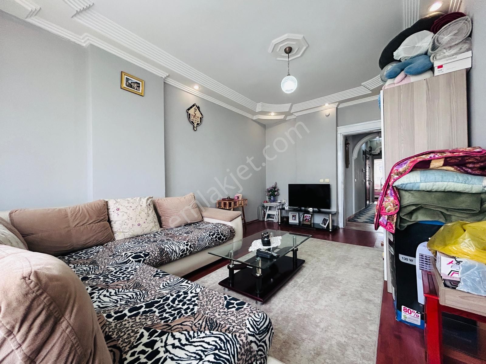 Mevlana Caddesi Üzeri Asansörlü Arakat Geniş 3+1 - Görsel 17