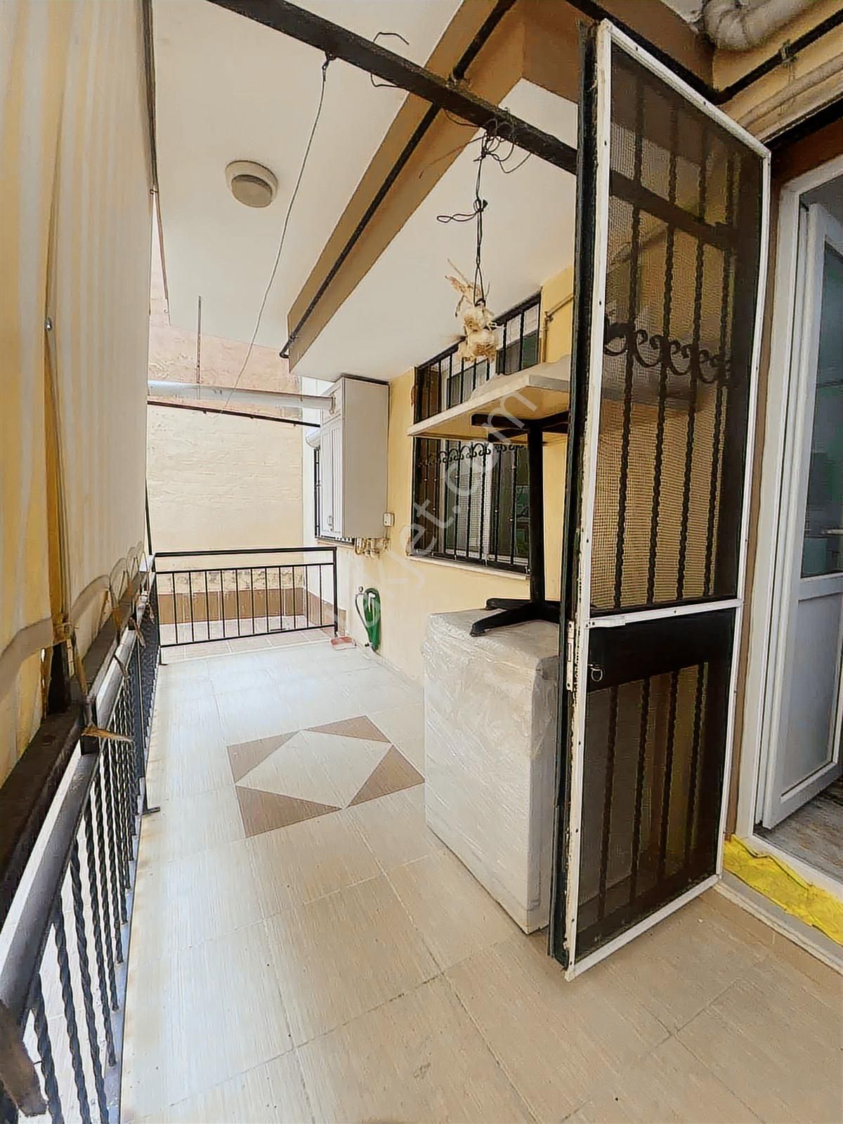 Nurfen'den Pazaryeri Karşısı Genç Binada Geniş Bahçeli 3+1 Daire - Görsel 14