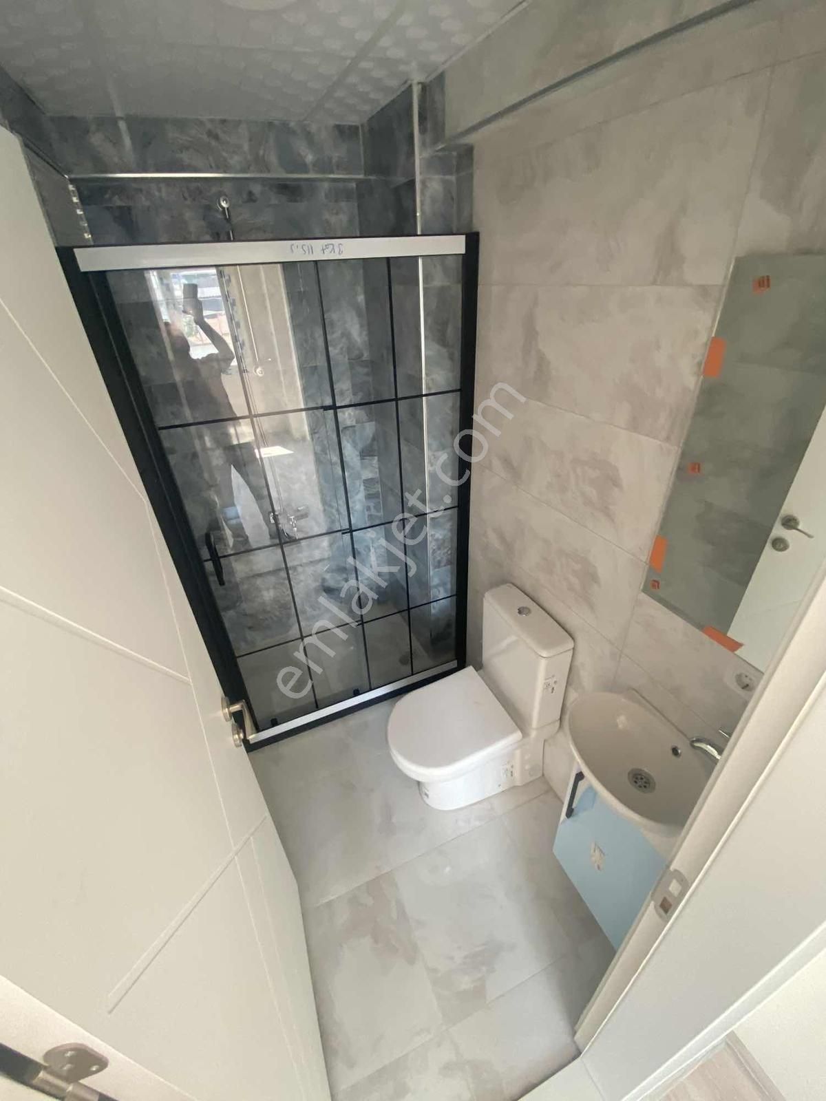 Nurfen'den Hastane Yanı Sıfır Ebeveyn Banyolu Geniş 3+1 Daire - Görsel 10