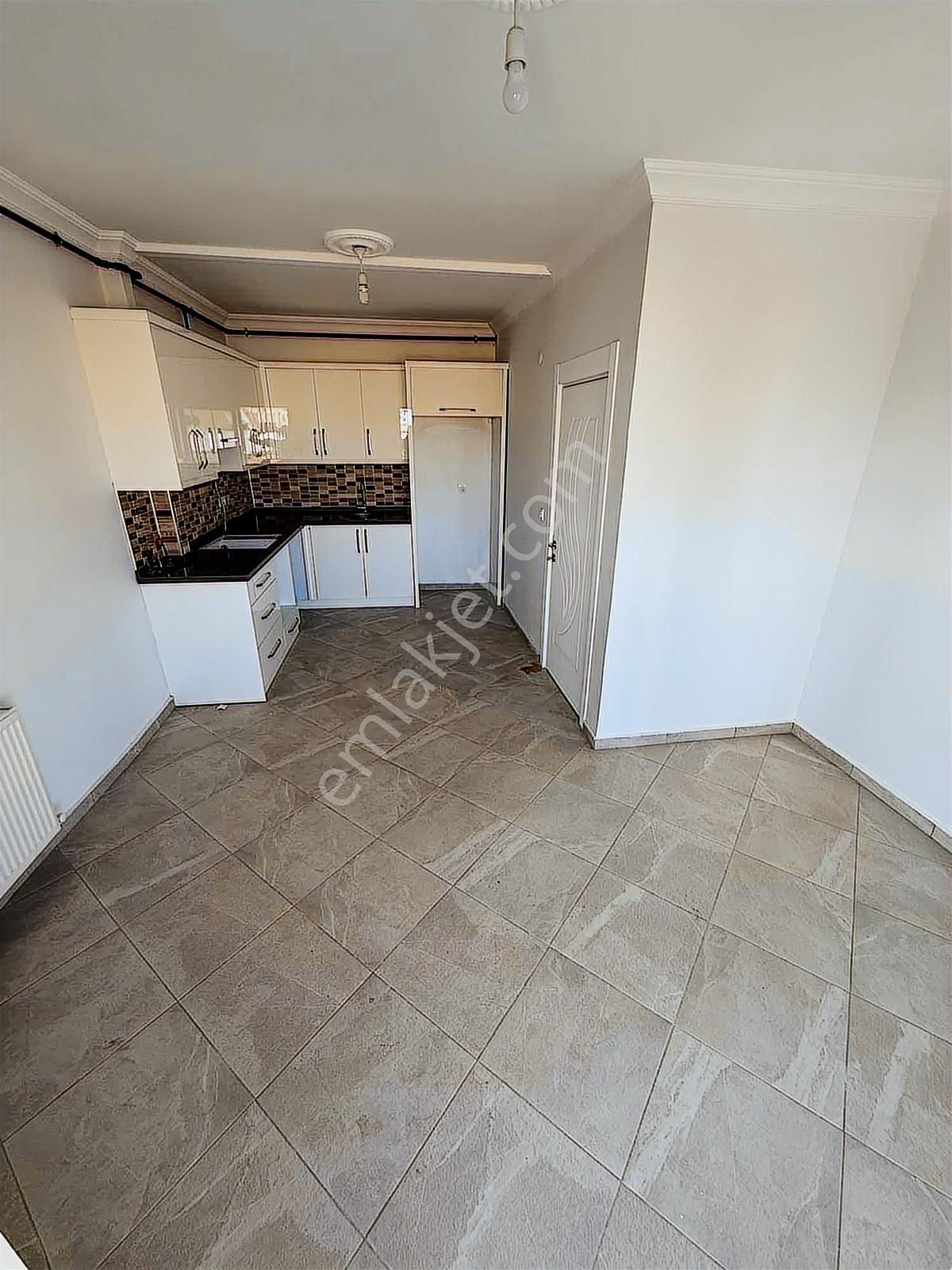 Nurfen'den Bozyaka Cadde Yanı Tadilatlı Binada 2+1 Bakımlı Daire - Görsel 2