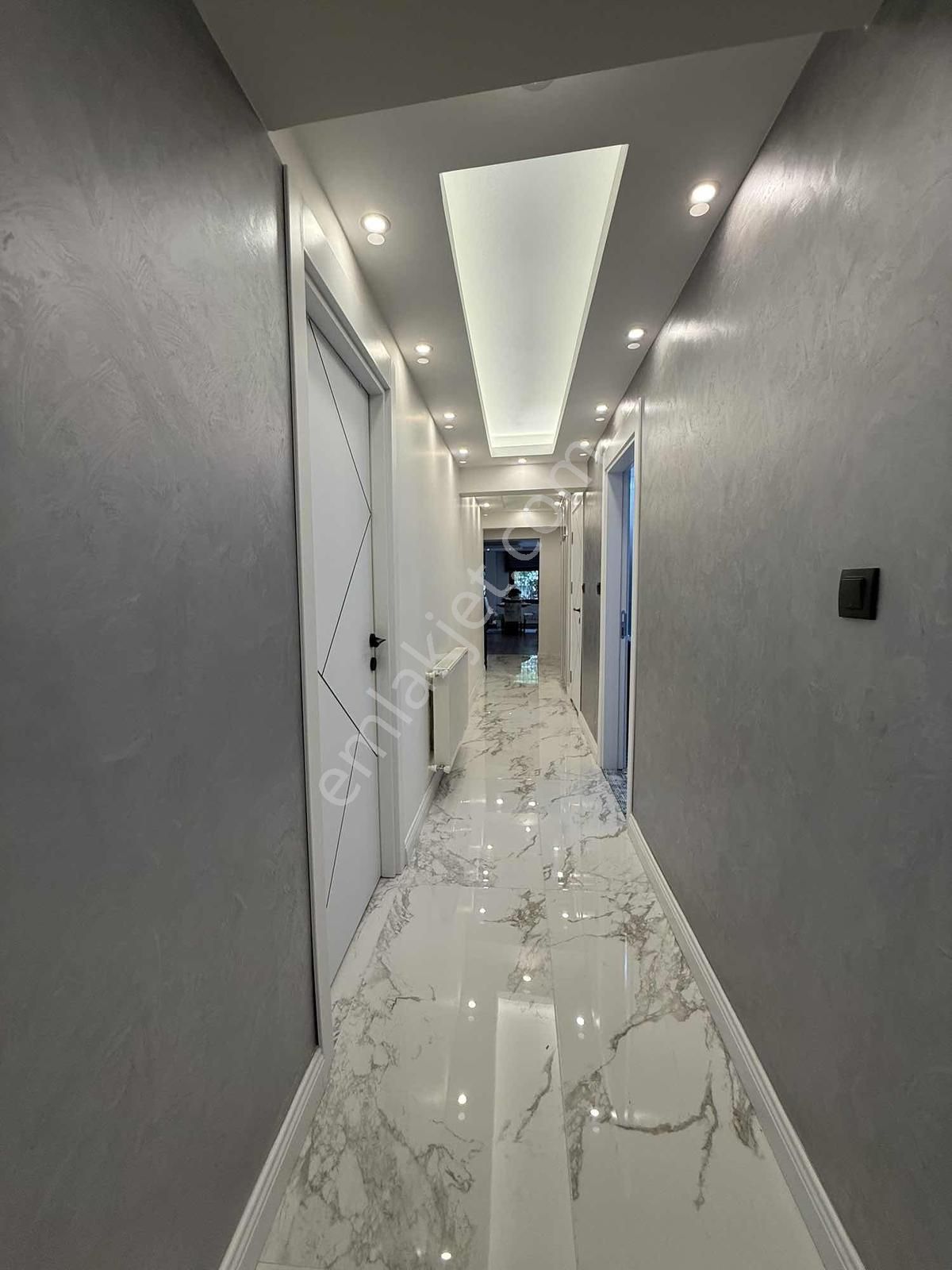 Nurfen'den Lüks Tadilatlı İnönü Caddesi Altı 4+1 Satılık Daire - Görsel 19