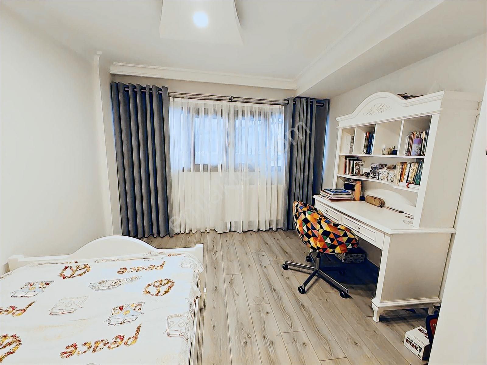 Nurfen'den Lüks Tadilatlı İnönü Caddesi Altı 4+1 Satılık Daire - Görsel 21