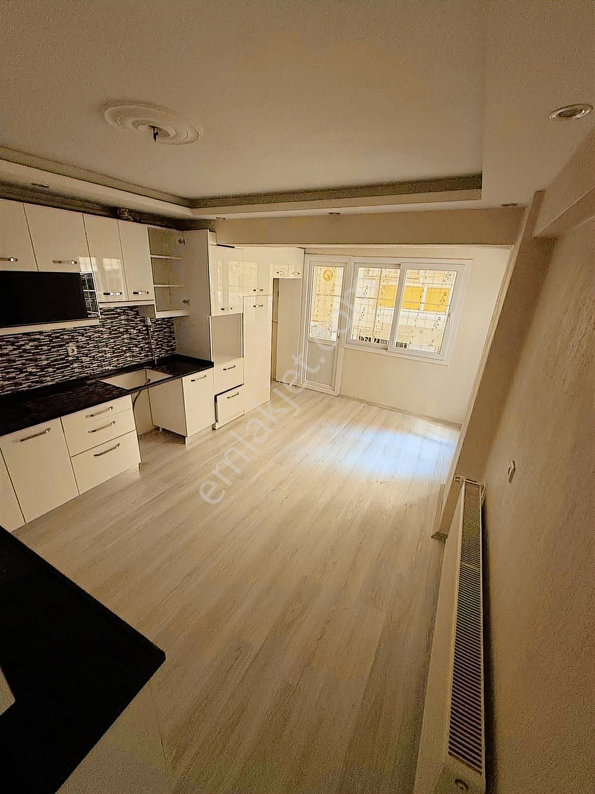 Nurfen'den Pazaryeri Yanı Genç Binada Bahçeli Tadilatlı Kiralık - Görsel 8