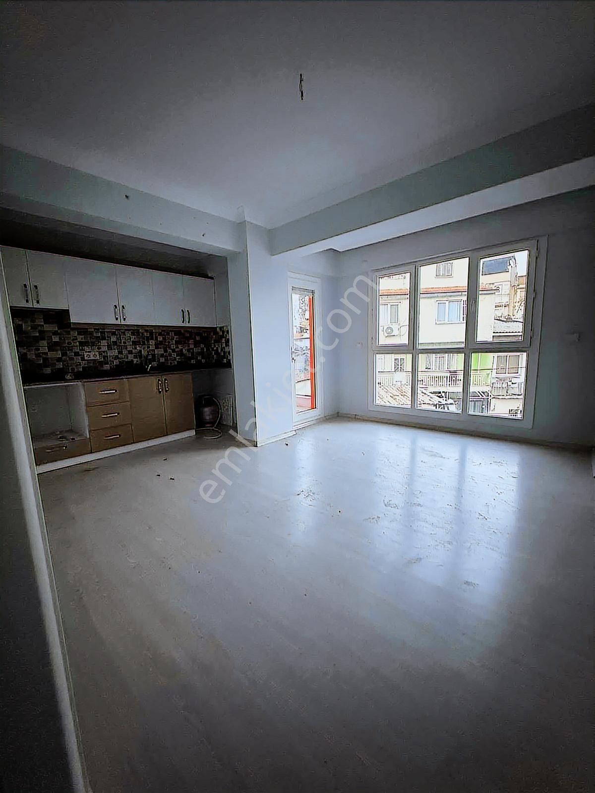 Nurfen'den Yeni Binada Arakat Asansörlü Kiralık Daire