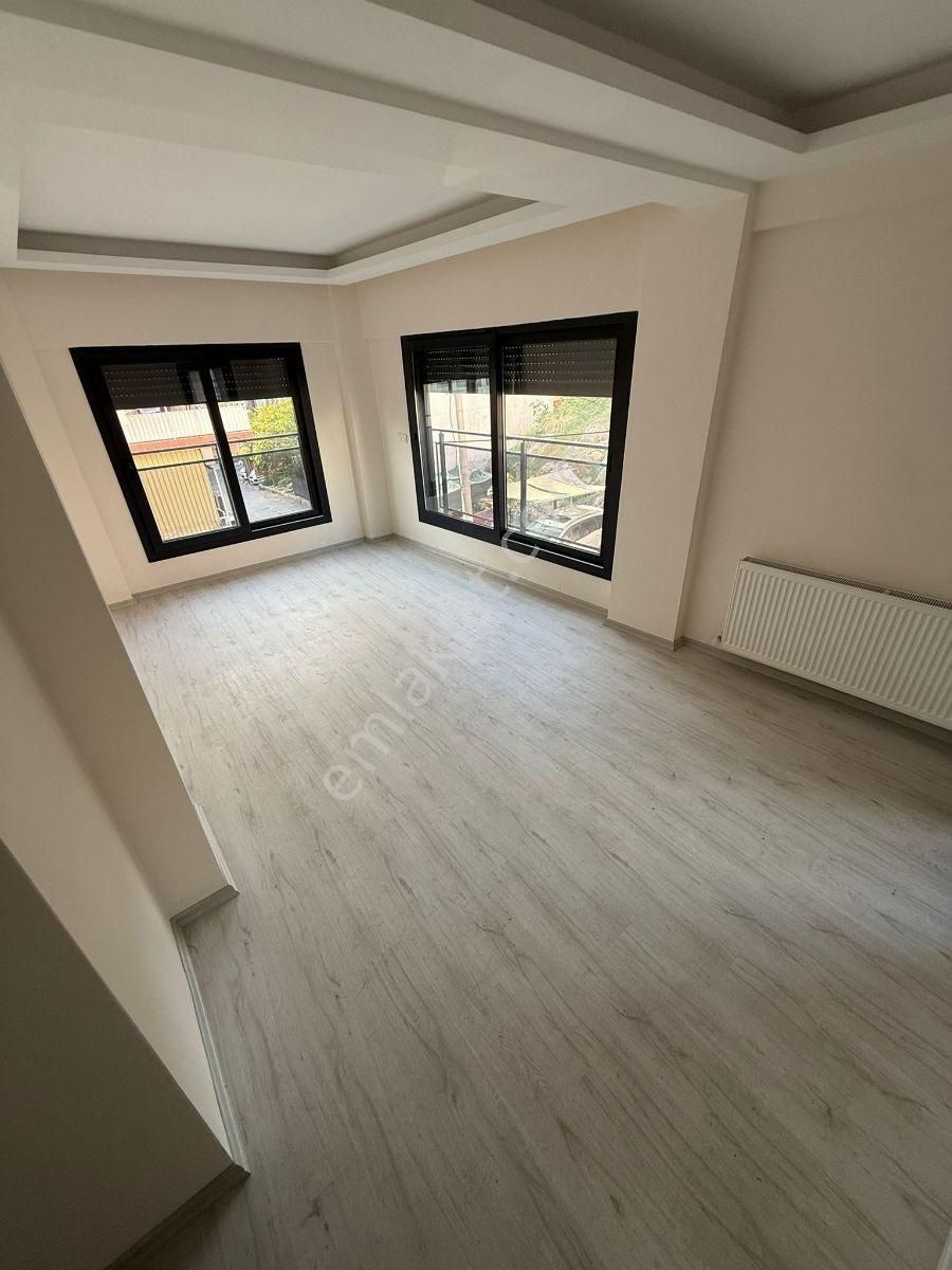 Nurfen 'den Gülyaka Mh'de Yeni Bina Otoparklı Asansörlü 2+1daire - Görsel 18