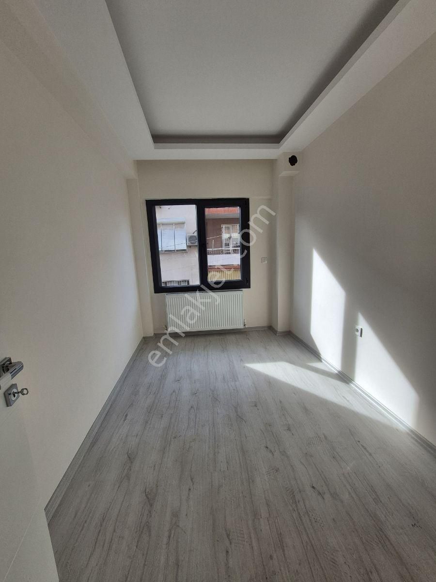 Nurfen 'den Gülyaka Mh'de Yeni Bina Otoparklı Asansörlü 2+1daire - Görsel 33