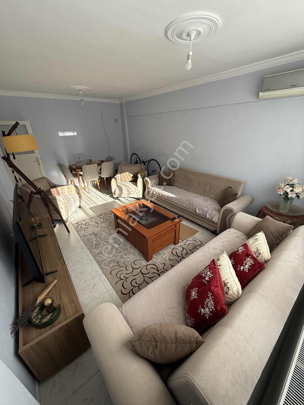 Nurfen'den Osman Kibar Parkı Yakını 3+1 Bakımlı Satılık Daire