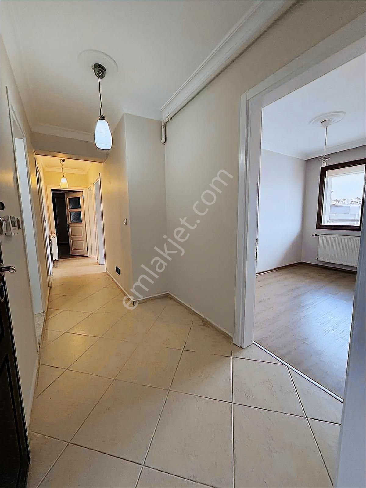 Nurfen'den Cadde Üstü Genç Binada Kapalı Otoparklı Geniş Daire - Görsel 9