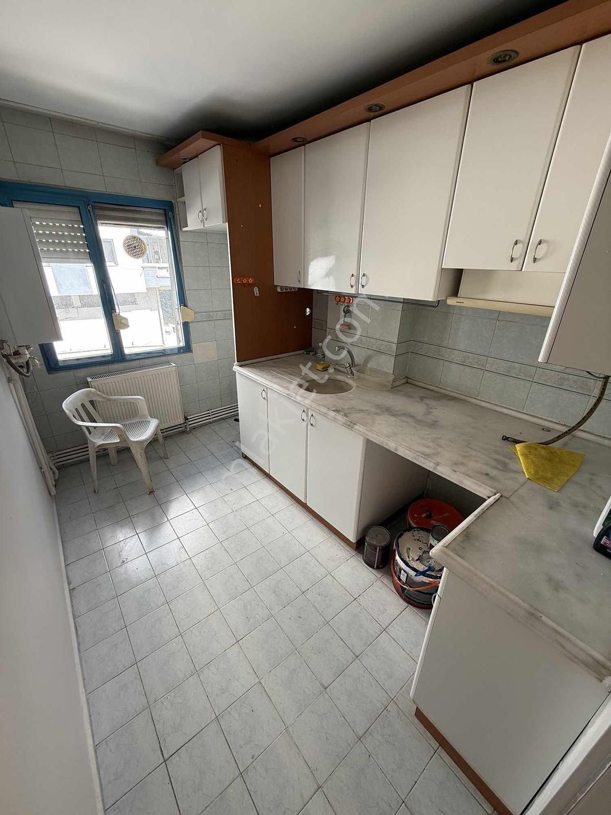 Nurfen'den Cadde Yakını Köşe Bina Arakat Geniş Otoparklı Kiralık - Görsel 7