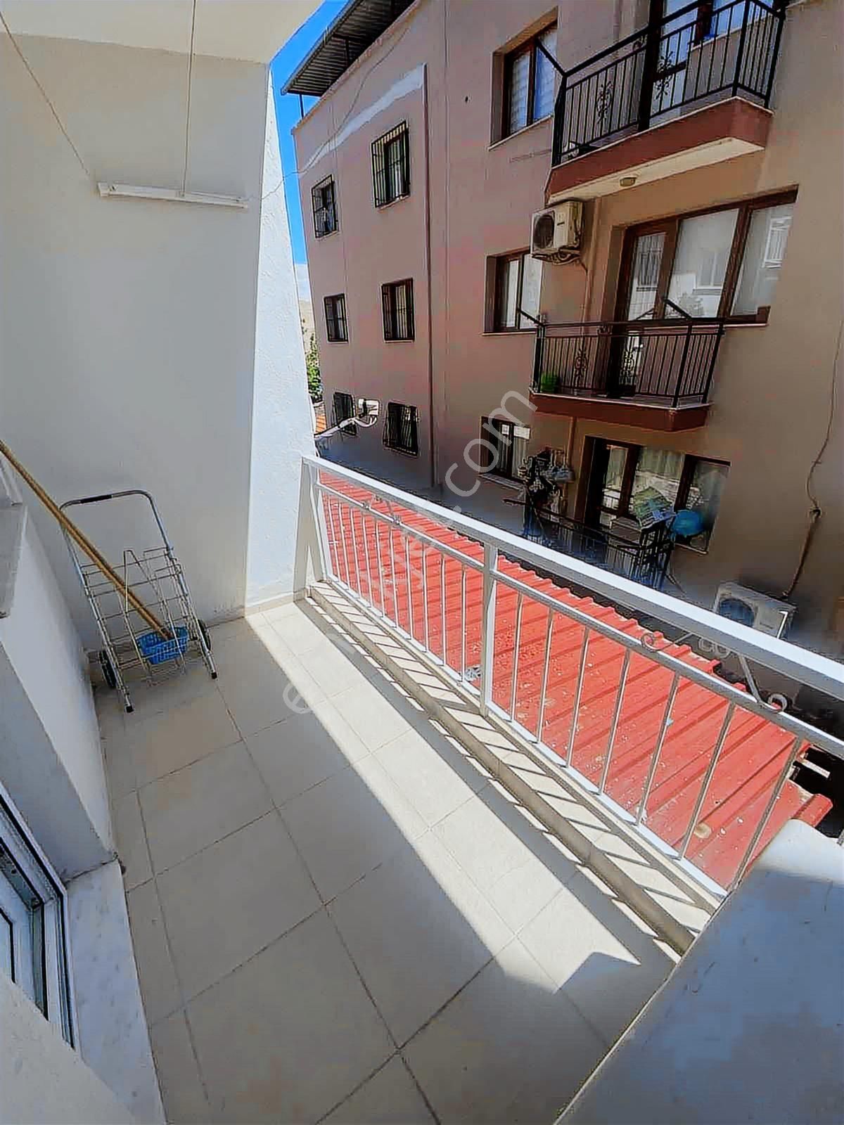 Nurfen'den Pazaryeri Yanı Bakımlı Arakat Doğalgazlı Satılık - Görsel 8