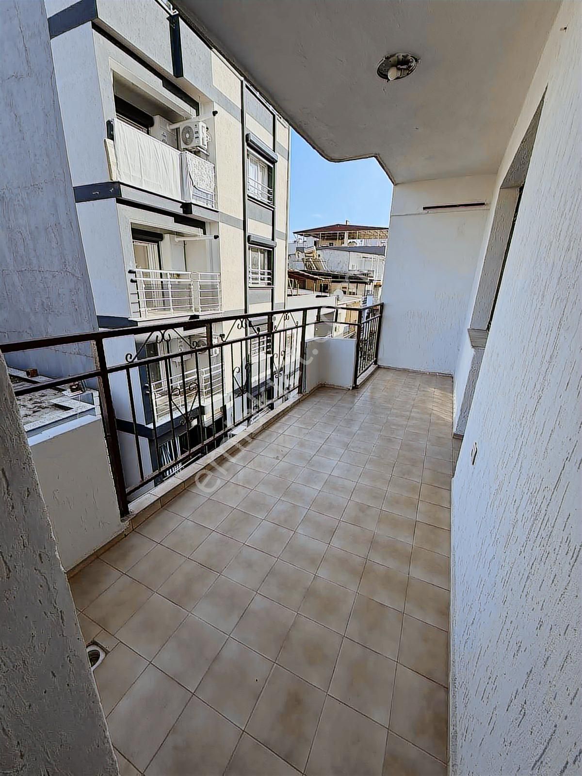 Nurfen'den Cadde Yakını Köşe Binada 3+1 Arakat Kiralık - Görsel 12