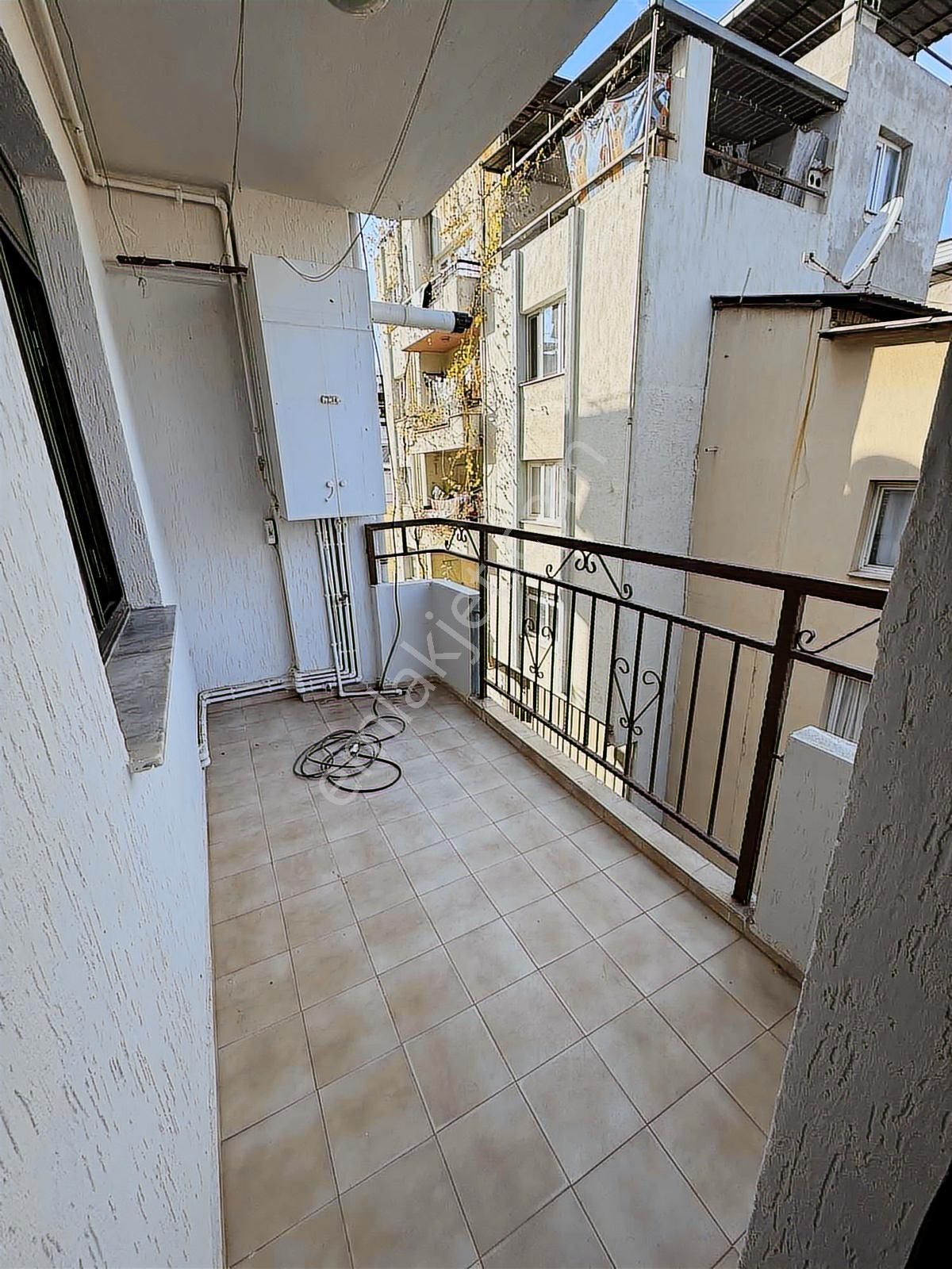 Nurfen'den Cadde Yakını Köşe Binada 3+1 Arakat Kiralık - Görsel 10