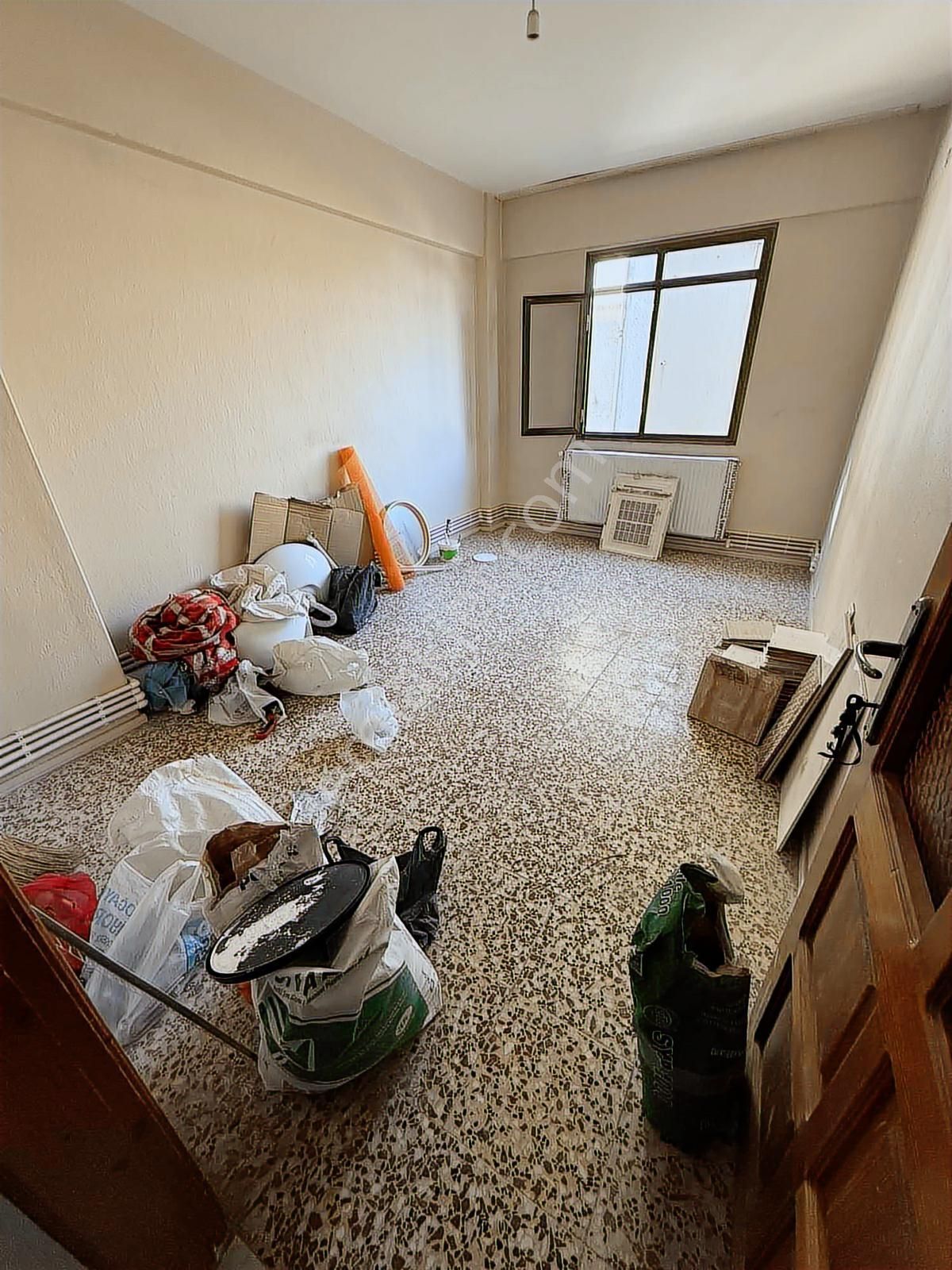 Nurfen'den Cadde Yakını Köşe Binada 3+1 Arakat Kiralık - Görsel 9