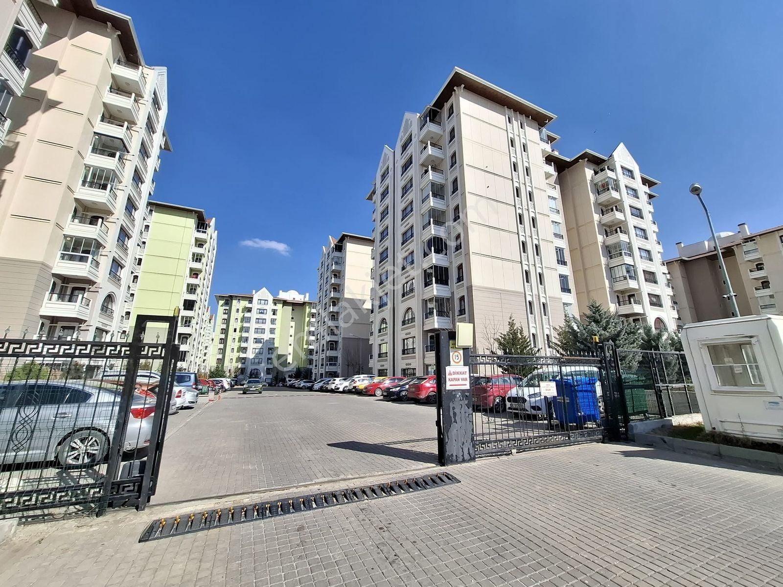 Kuzeykent 686 Etap Geniş Ferah Kiralık Daire - Görsel 33