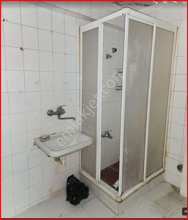 Belediyeye Çok Yakın Ata Caddesi Arkası Sahibinden 2+1 - Görsel 14